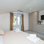 Npm Guest house Gromaca